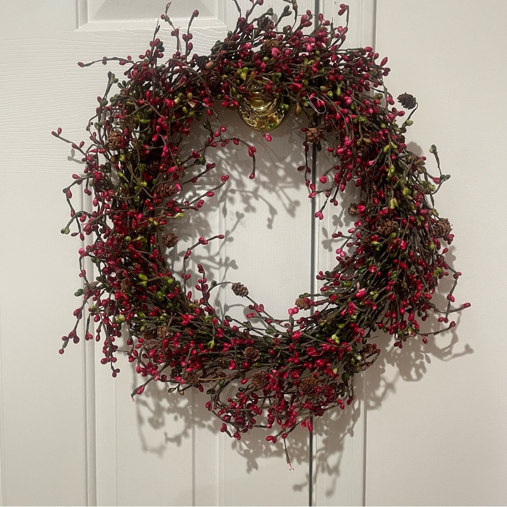 Berry 20” Wreath Holiday  Christmas Decor Berry 20” Wreath